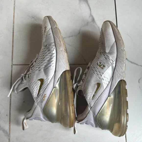 Nike Air Max 270s - Picture 5 of 7